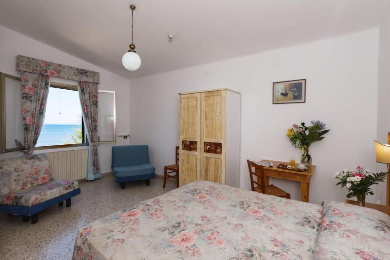Hotel Villa Ambra Orbetello Extérieur photo