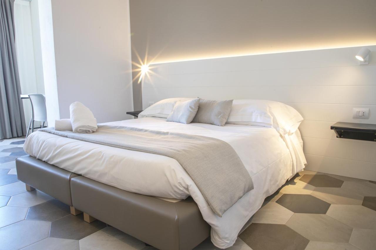Hotel Villa Ambra Orbetello Extérieur photo