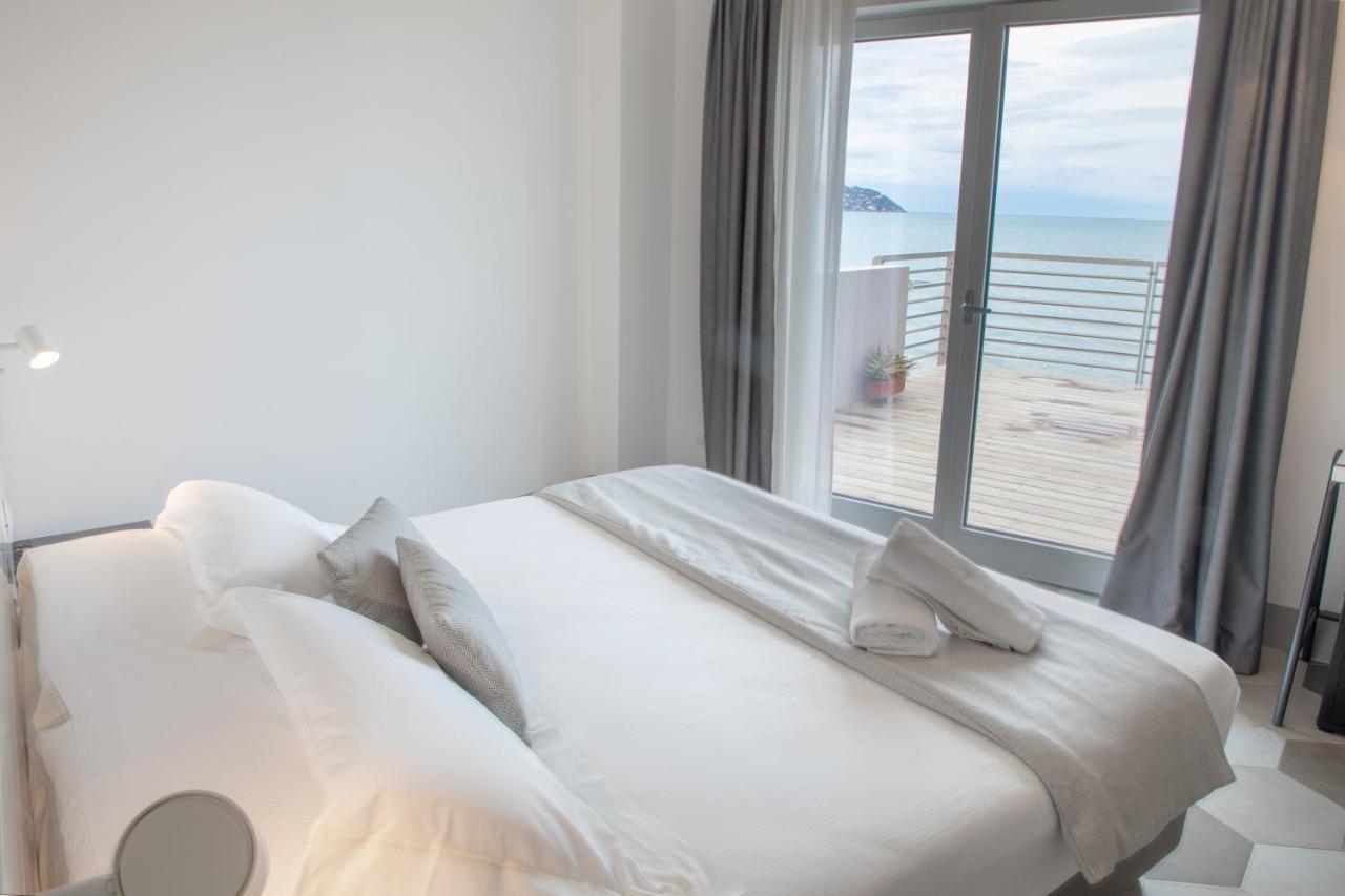 Hotel Villa Ambra Orbetello Extérieur photo